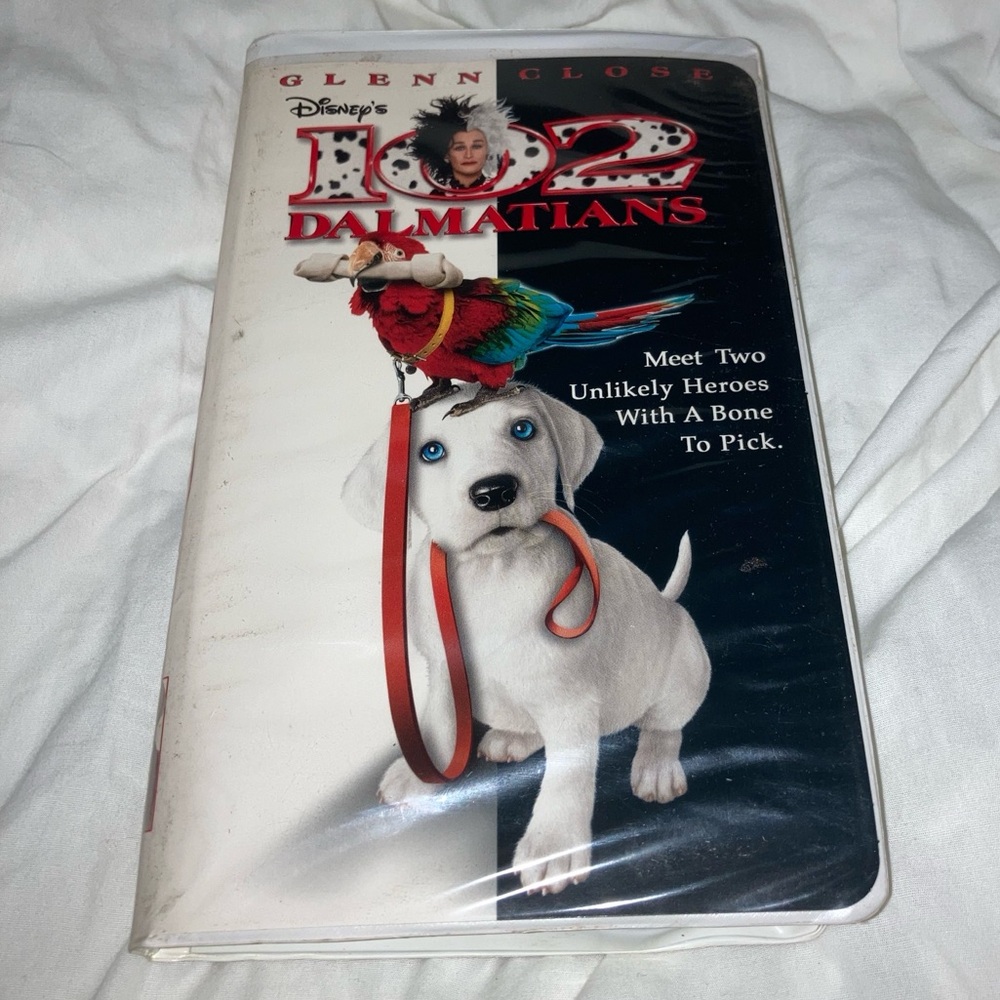 Disney’s 102 Dalmatians VHS Tape Film